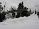 Gondelumlaufbahn Kasberg 8er und Bergstation des Jagerspitzlifts