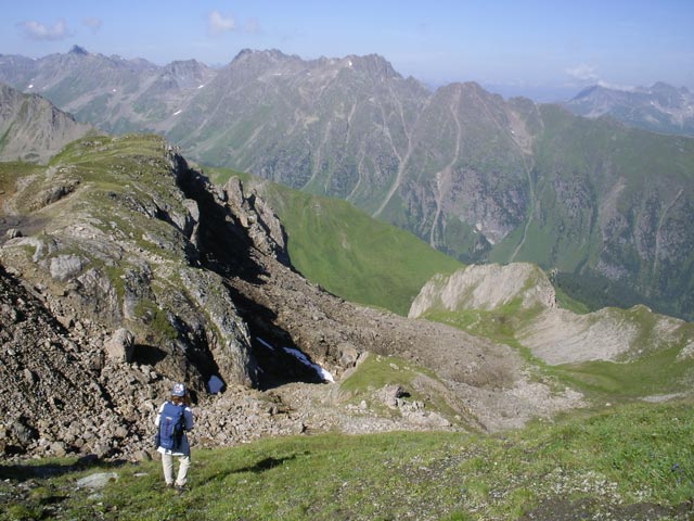 Daniela am Zustieg zum Greitspitz-Klettersteig