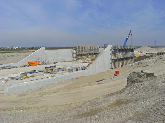 Brücke der B 8