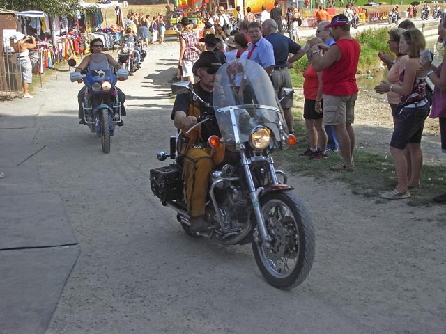 Motorrad Korso bei der Countrybühne (6. Sept.)
