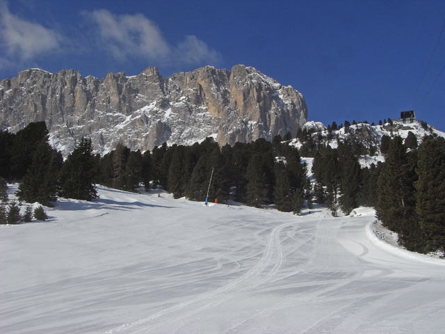 Abfahrt der Seilbahn Piz Sella (23. März)