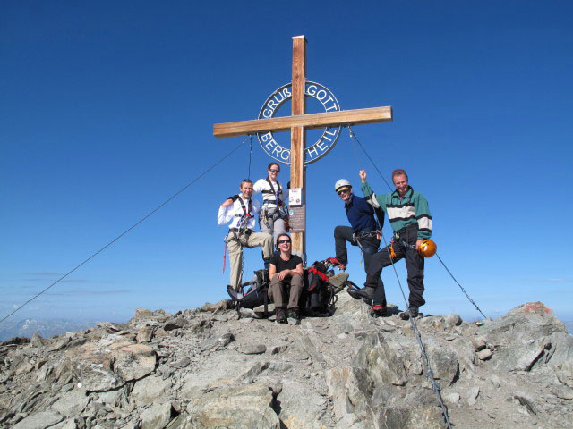 Ich, Daniela, Anke, Reinhard und Erich am Vorgipfel der Weißseespitze (16. Aug.)