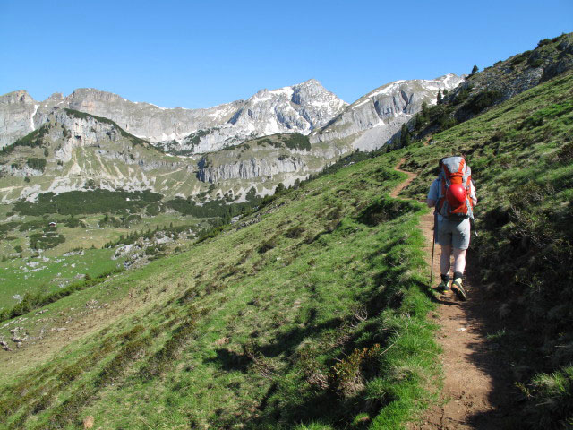 Daniela zwischen Erfurter Hütte und Obholzer Gedächtnis-Klettersteig