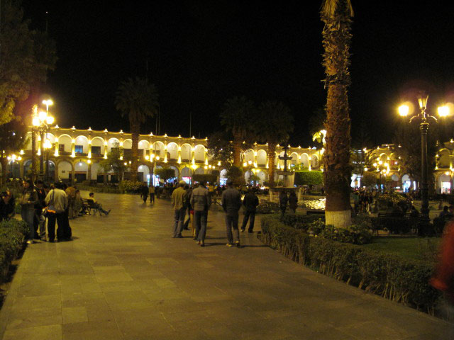 Plaza de Armas in Arequipa (5. Juli)