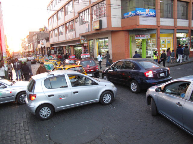 Kreuzung Calle Pierola und Calle San Camilo in Arequipa (6. Juli)
