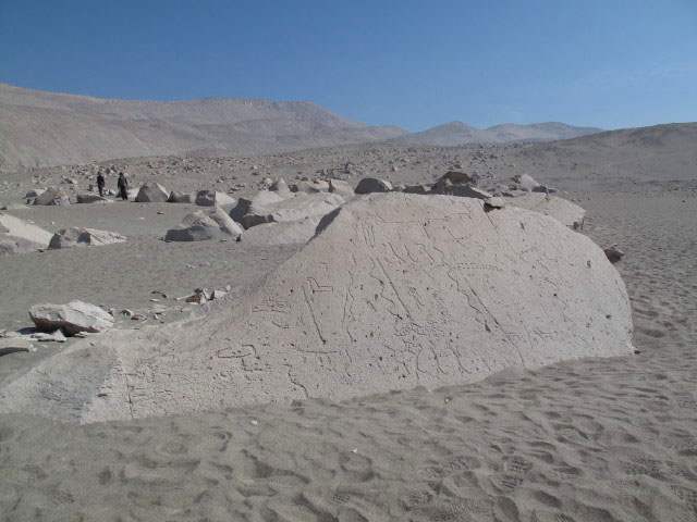 Petroglifos de Toro Muerto (8. Juli)