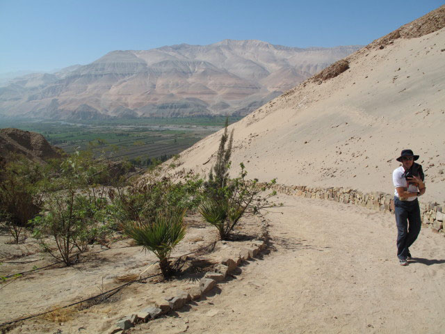 Roland im Parque Jurasico de Querulpa (8. Juli)