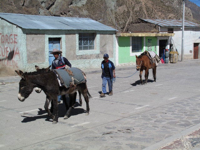 Plaza de Armas in Tuti, 3.790 m (10. Juli)