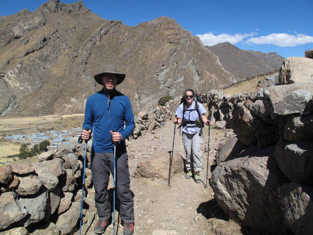 Norbert und Daniela zwischen Tuti und &Ntilde;aupallacta (10. Juli)