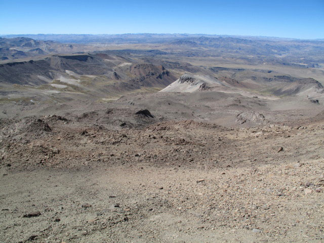 zwischen Ñaupallacta und Nevado Mismi (12. Juli)