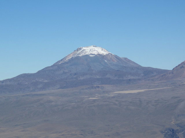 Ampato vom Nevado Mismi aus (12. Juli)