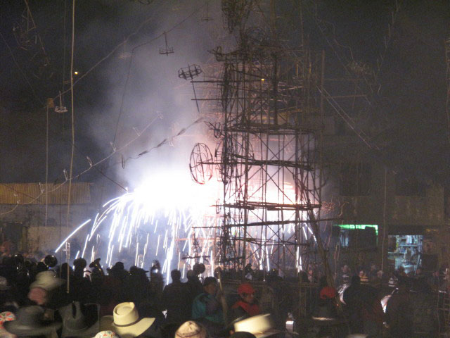 Virgen del Carmen auf der Plaza de Armas in Cabanaconde, 3.287 m (15. Juli)