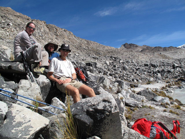 Daniela, Norbert und ich westlich der Laguna Janq'u Quta (27. Juli)