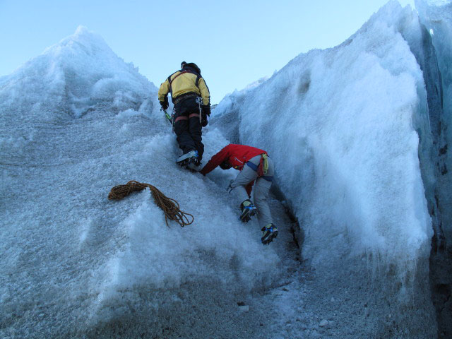? und Daniela am Fu&szlig; des Huayna Potosi (30. Juli)
