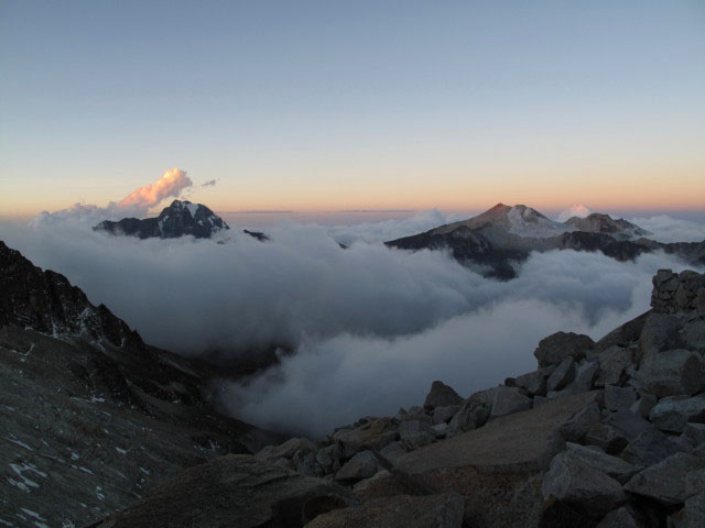 Tiquimani und Condoriri vom Refugio Campo Alto Roca aus (31. Juli)