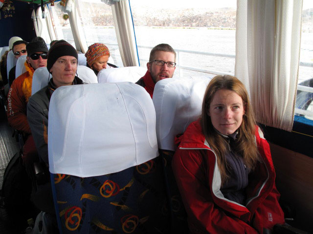 Roland, Norbert und Daniela am Lago Titicaca bei Puno, 3.810 m (3. Aug.)