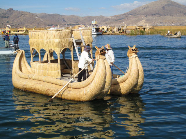 Lago Titicaca bei den schwimmenden Inseln der Urus, 3.810 m (3. Aug.)