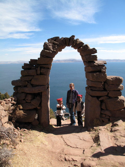 Daniela auf der Isla Taquile im Lago Titicaca (3. Aug.)