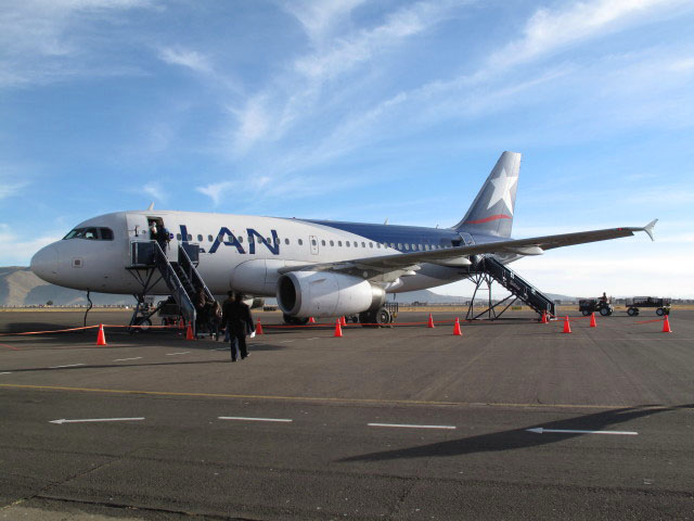 Airbus A319 als LP 115 am Aeropuerto Inca Manco Cápac Internacional in Juliaca, 3.826 m (5. Aug.)