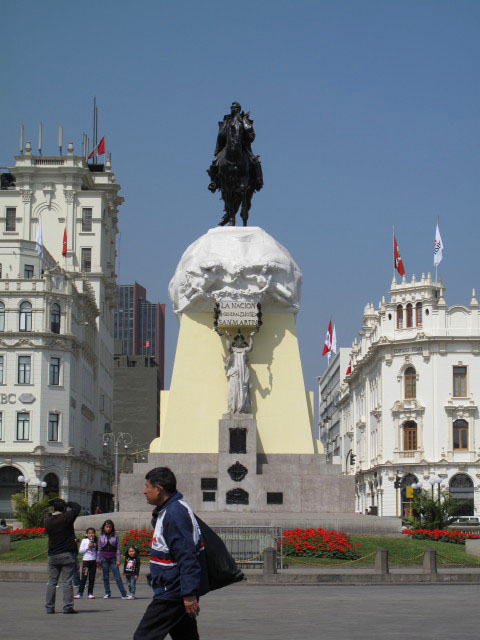 Plaza San Martin in Lima (5. Aug.)