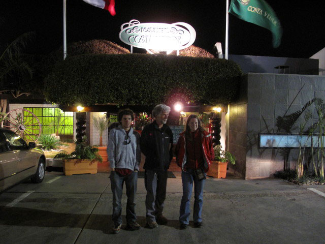 Valentin, Harald und Daniela beim Restaurant Costa Verde in Miraflores (5. Aug.)