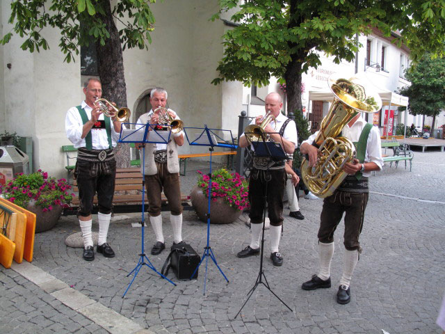 Kn&ouml;delfest am Stadtplatz, 948 m