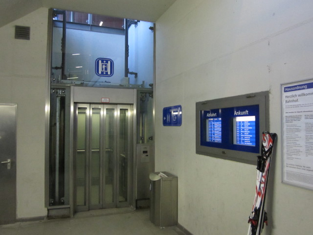 Bahnhof Saalfelden, 728 m