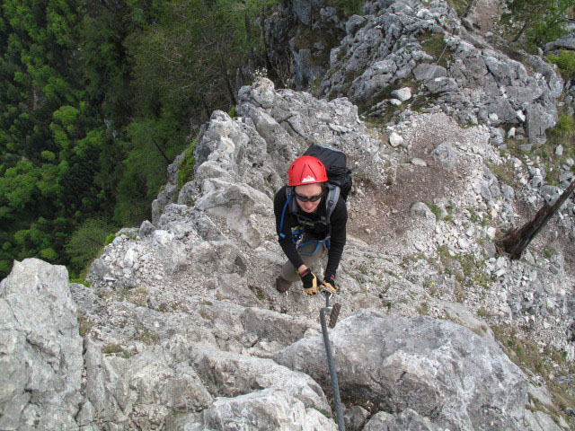 Drachenwand-Klettersteig: Carmen am Gipfelgrat
