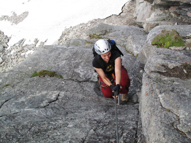 Säuleck-Klettersteig: Manuela auf der Einstiegsrampe (9. Juli)