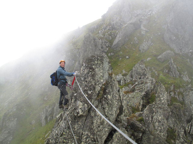 Familienklettersteig Hirschkarspitze: Erich am Ende der ersten Seilbrücke (13. Aug.)