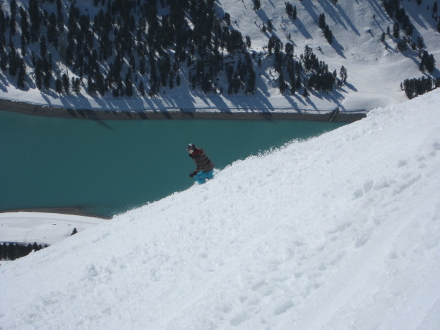 neben der Piste 16 (17. März)