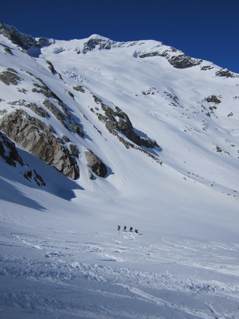 Christoph, Siegbert, Gerwalt und Norbert zwischen Reggentörl und Simonysee (2. Apr.)