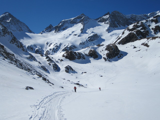 Christoph und Gudrun zwischen Simonysee und Essener-Rostocker-Hütte (2. Apr.)