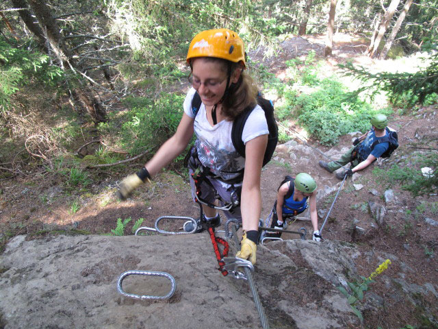 Stuibenfall-Klettersteig: Kathrin im ersten Abschnitt