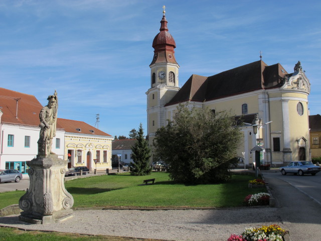 Katholische Pfarrkirche heiliger Martin in Göllersdorf, 202 m