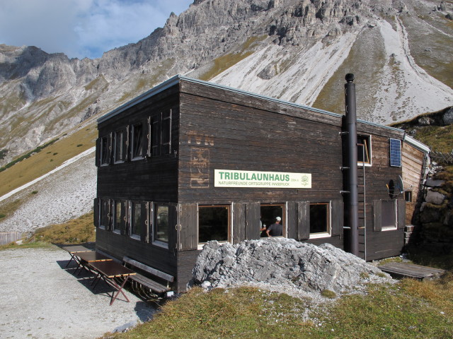 Tribulaunhütte, 2.064 m