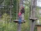 Daria und Walter im Parcours 'Marienkäfer' im Kletterwald Buchenberg