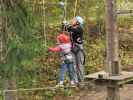 Daria und Diana im Parcours 'Floh' im Kletterwald Buchenberg