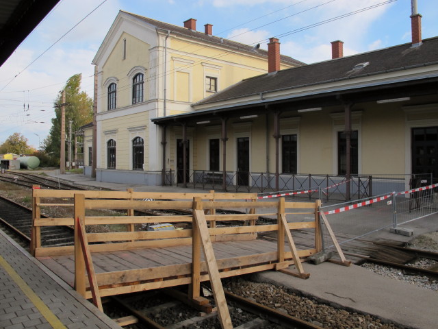 Bahnhof Gänserndorf, 155 m