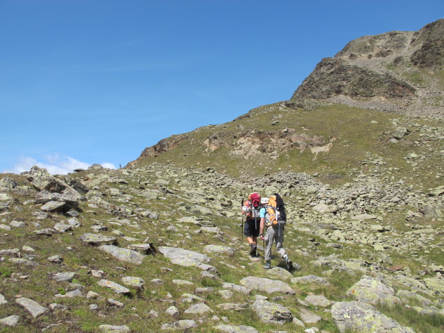 Gudrun und Christoph am westlichen Teil des Adlersteigs zwischen Weißkugelhütte und Vorderem Schmied (15. Aug.)