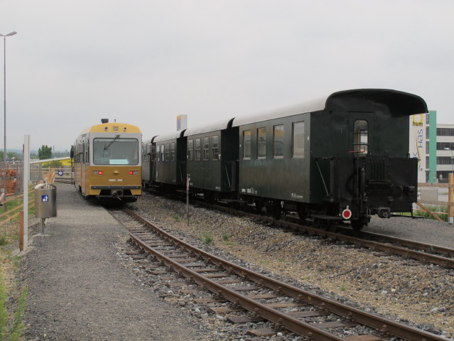 5090 008 als P 16905 und P 16926 im Bahnhof Gmünd, 499 m