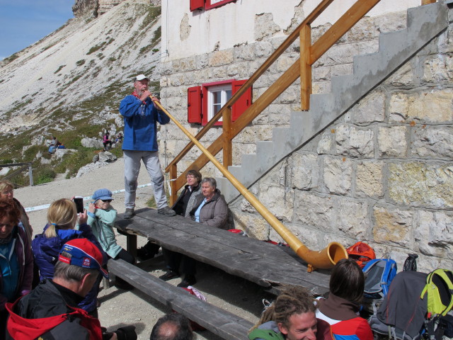 bei der Drei-Zinnen-Hütte, 2.405 m (22. Sept.)