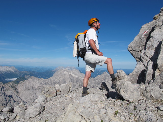 Erich auf Weg 441 zwischen Wimbachgrieshütte und Schönfeldspitze (2. Aug.)