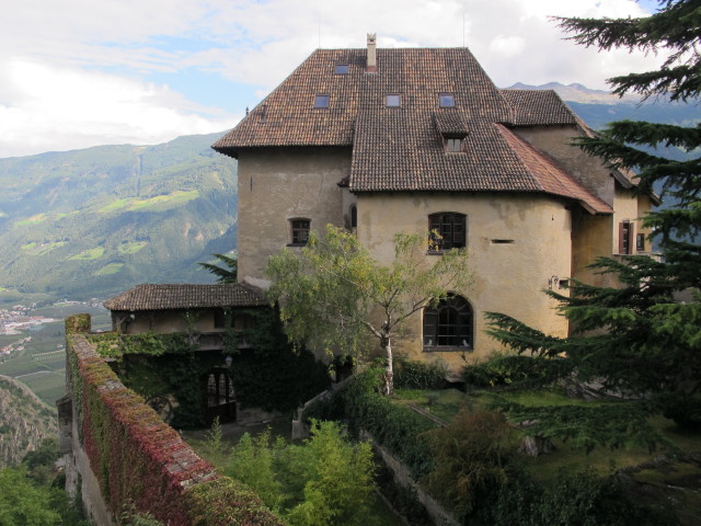Schlosshof