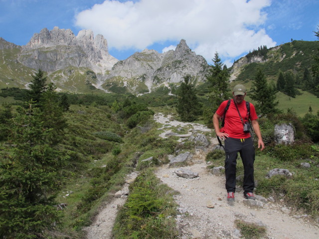 Axel auf Weg 611 zwischen Hofpürglhütte und Aualm (20. Sep.)
