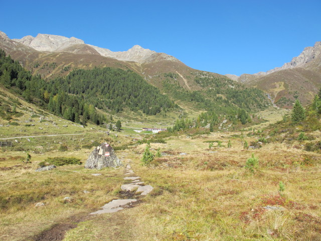 Weg 142 zwischen Horlachalm und Larstighöfe (29. Sep.)