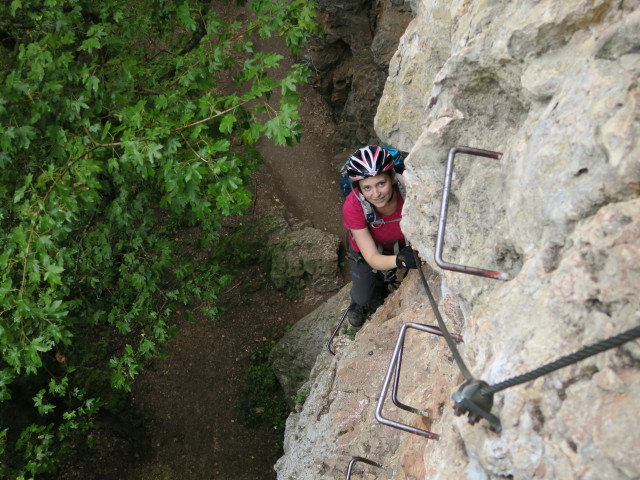 Währinger Klettersteig: Sabine im Einstieg