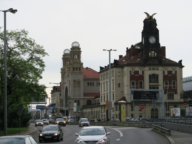 Hauptbahnhof, 210 m