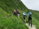 Helmut, Frank, Sonja und Larissa am Weg 17 zwischen Klapfsee und Porzescharte