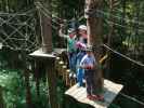 Kletterwald Buchenberg: Anja Liv, Sonja und Tim im Parcours 'Buchfink'